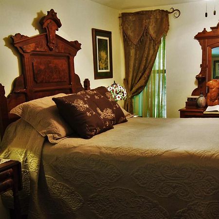 Benton Place Inn ยูเรกาสปริงส์ ห้อง รูปภาพ